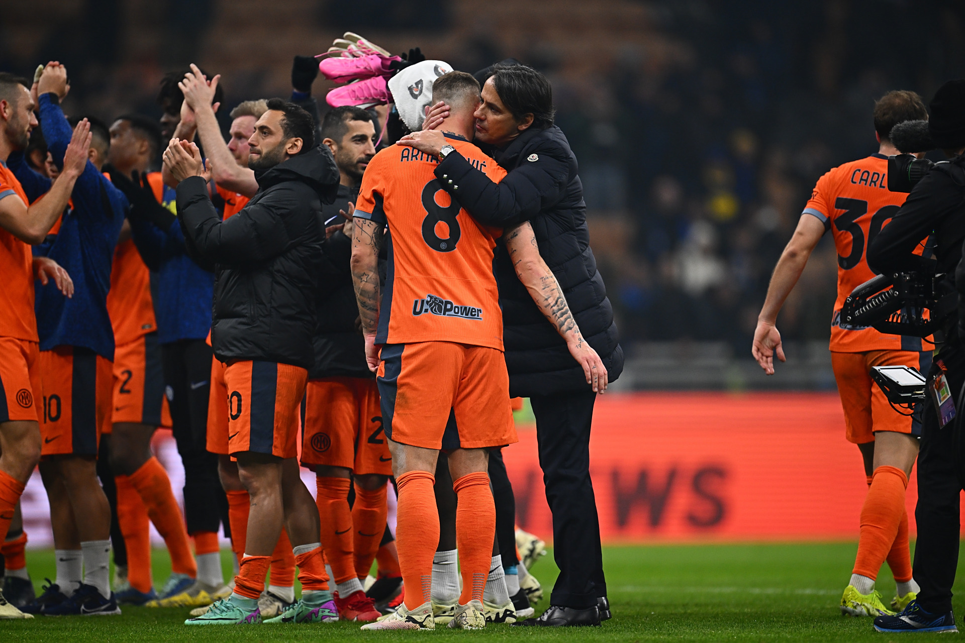 萨勒纳主场大胜，保级希望仍存