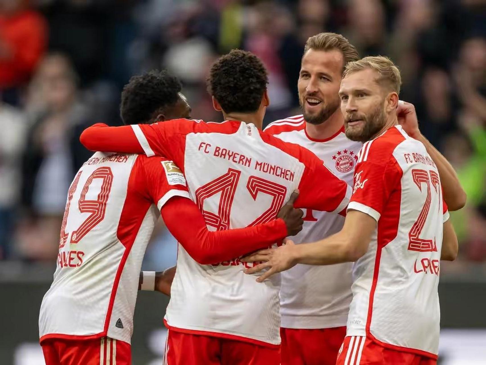 拜仁慕尼黑击败曼联,成功晋级欧冠半决赛 拜仁慕尼黑击败曼联,成功晋级欧冠半决赛