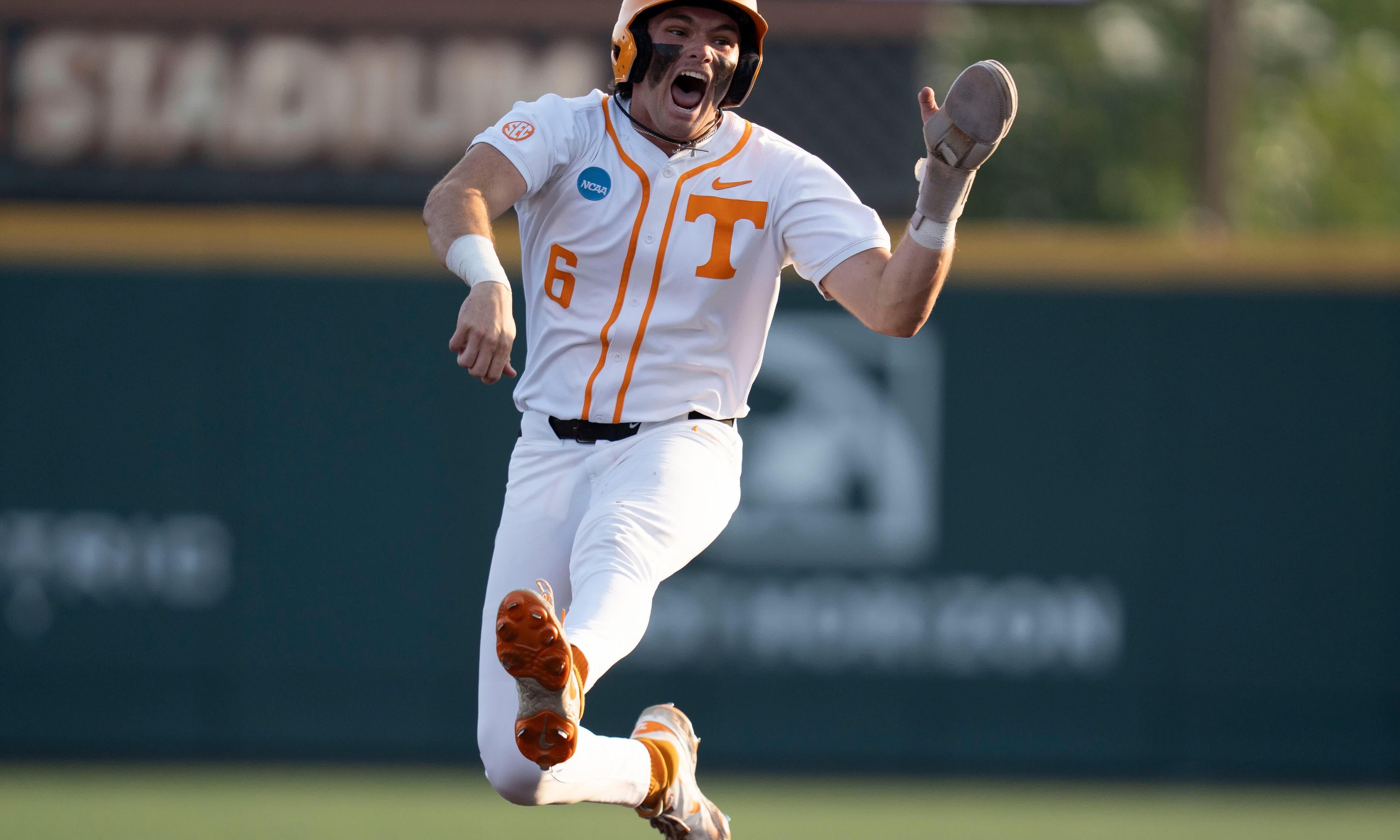 包含美洲篮球职业联赛举行选秀大会,热门球员层出不穷的词条 包含美洲篮球职业联赛举行选秀大会,热门球员层出不穷的词条