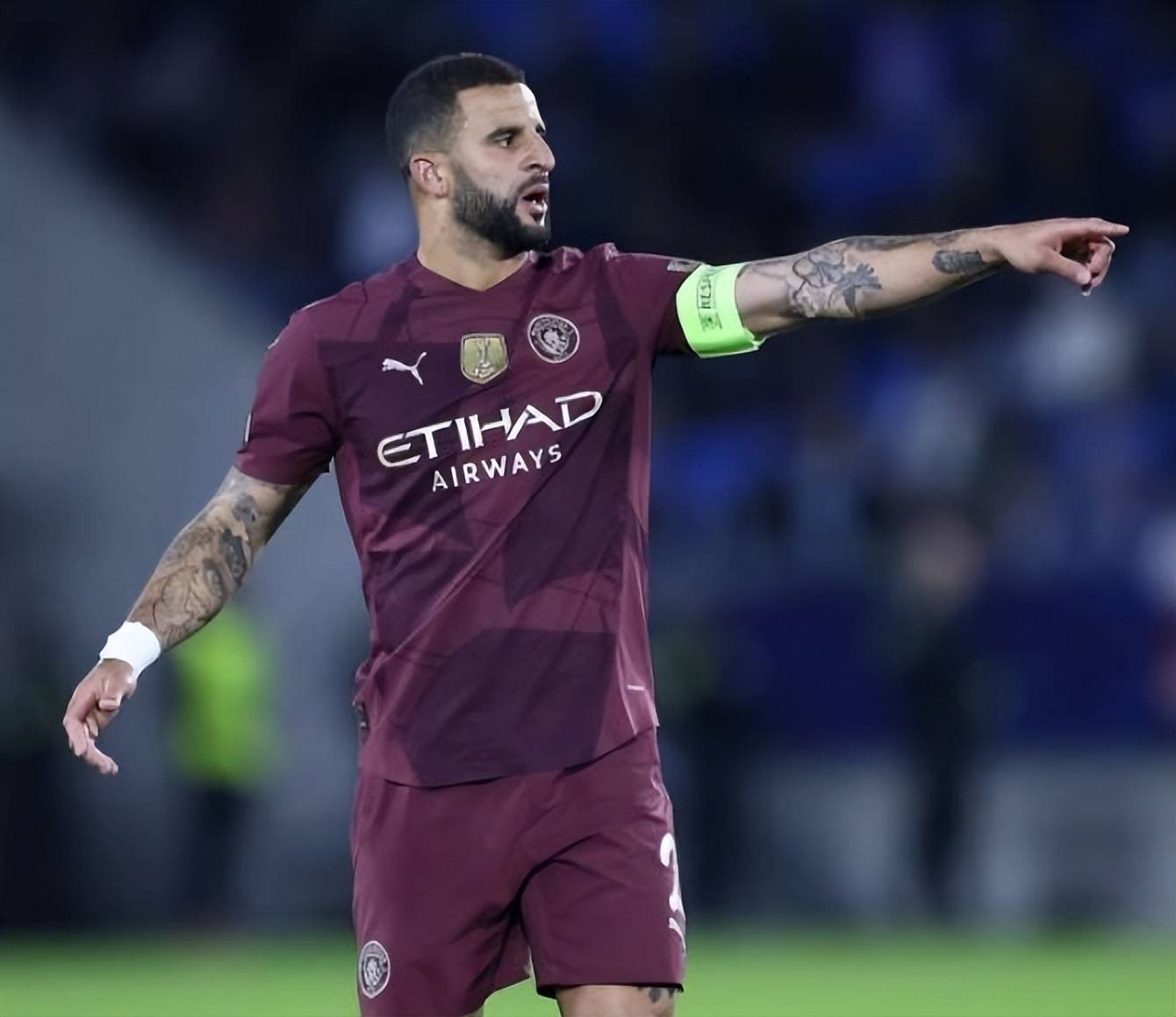 曼城胜券在握，锁定晋级名额