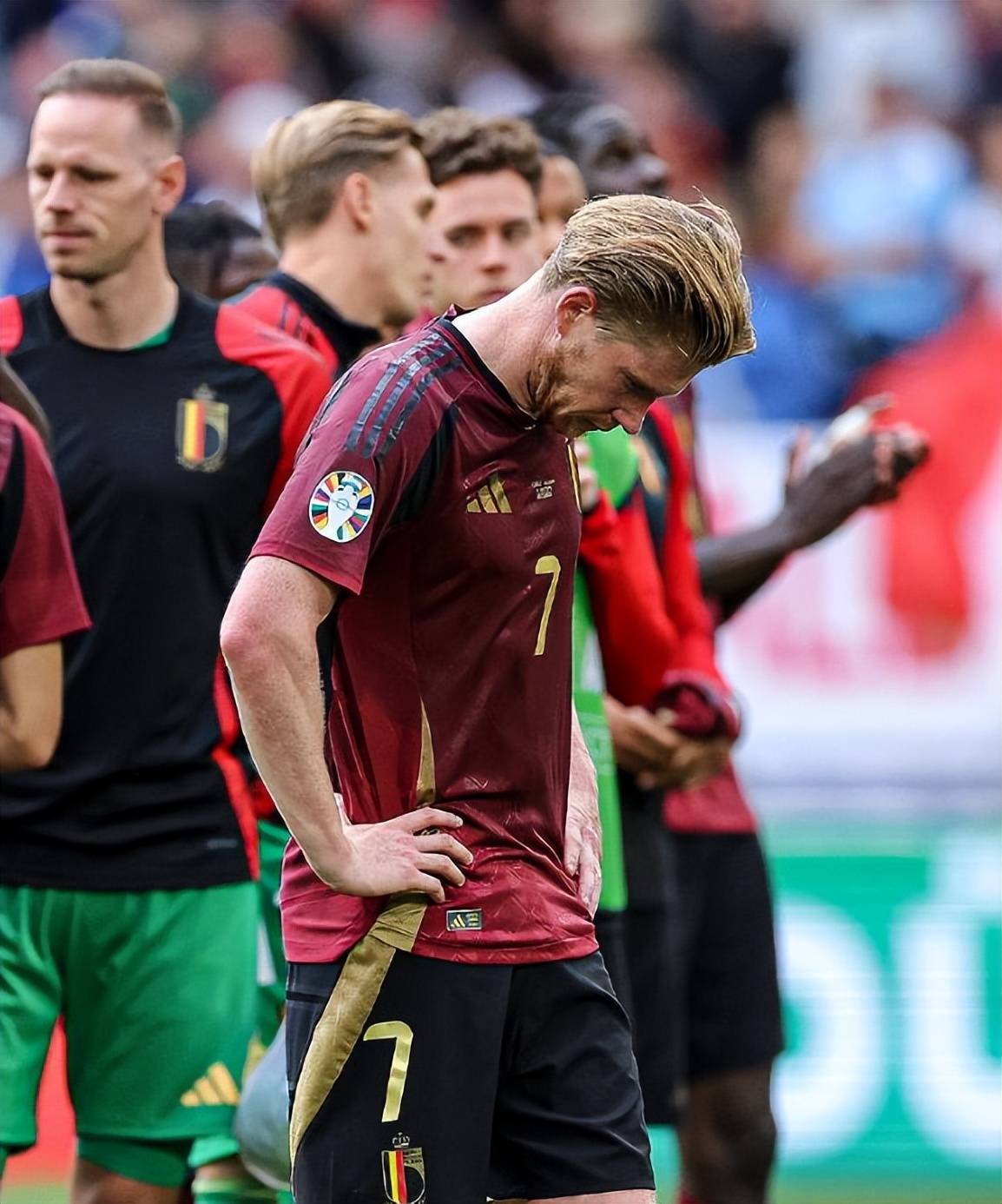 关于英格兰队逆转葡萄牙队,奥恰洛夫扛起全队的信息 关于英格兰队逆转葡萄牙队,奥恰洛夫扛起全队的信息