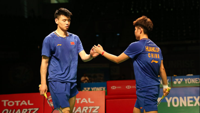 包含印度队绝杀马来西亚队,黄鸭组合刷新纪录的词条 包含印度队绝杀马来西亚队,黄鸭组合刷新纪录的词条