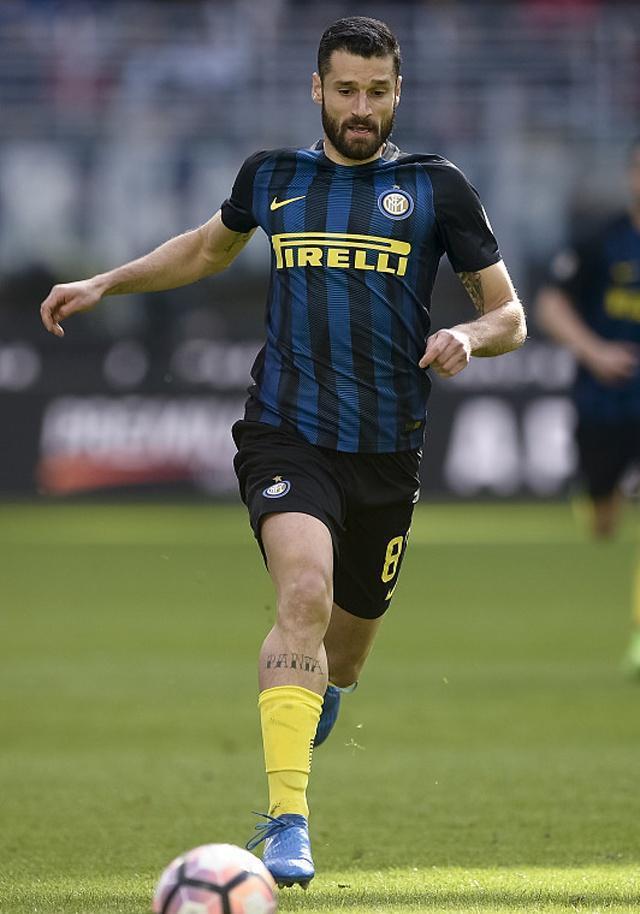 赫罗纳球场短路,主场不利因素大面积爆发 赫罗纳球场短路,主场不利因素大面积爆发