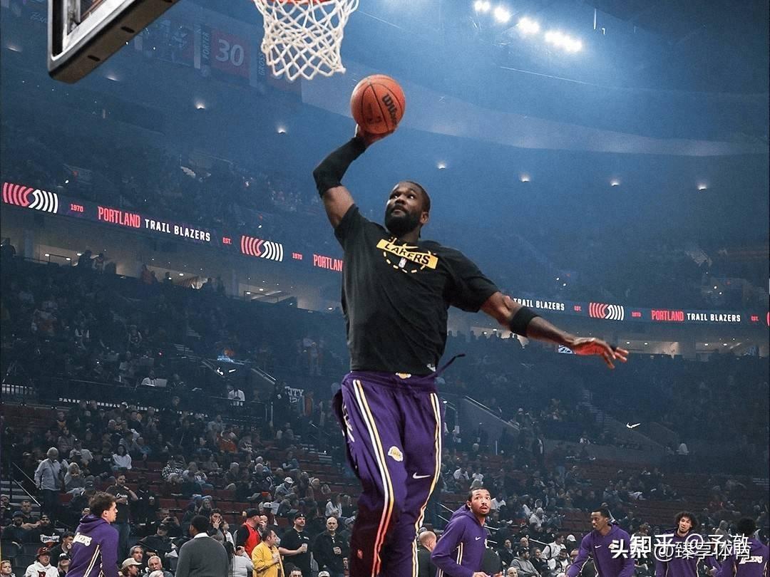 湖人逆转天津队,哈登点燃赛场 湖人逆转天津队,哈登点燃赛场