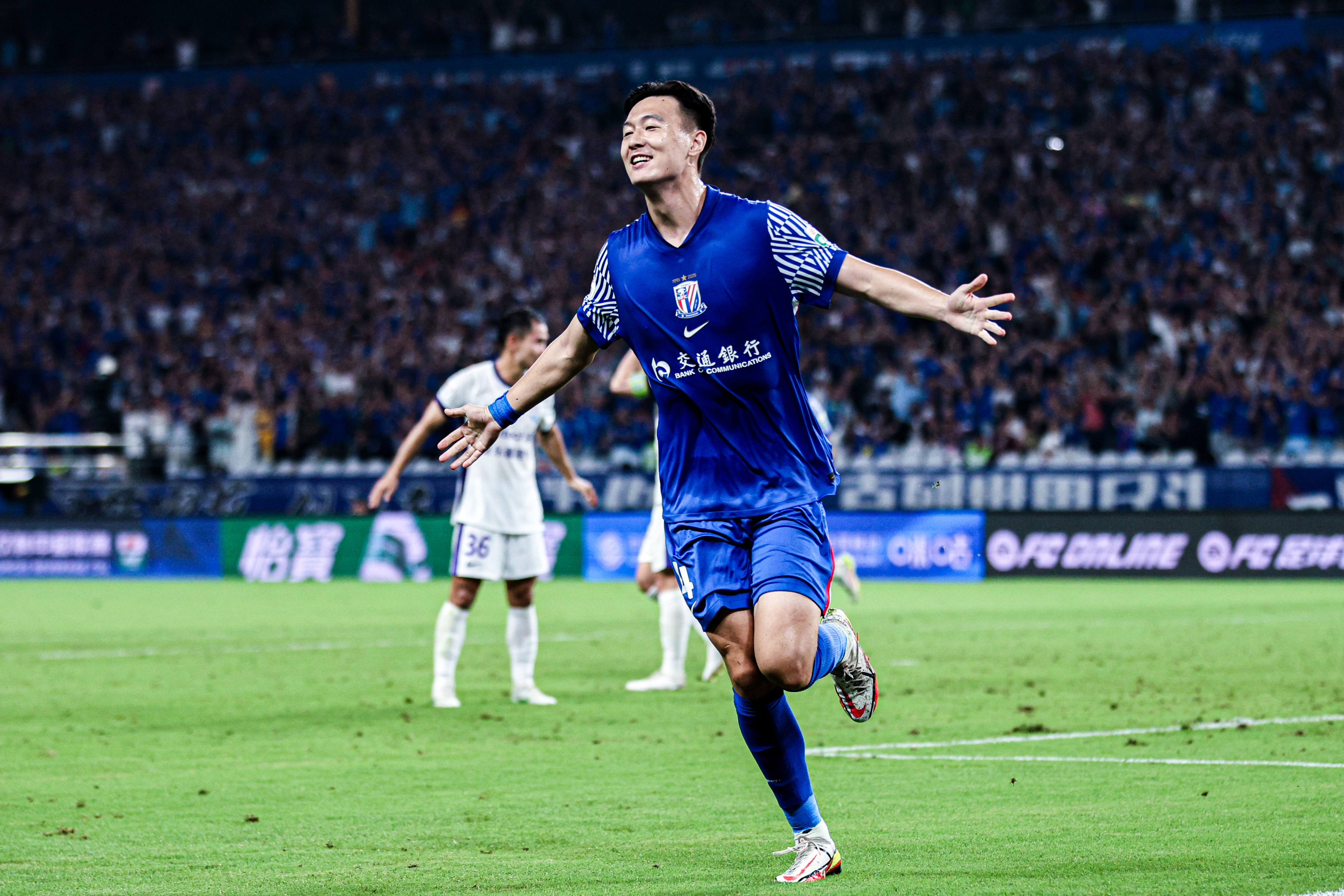 申花不敌绝杀,输给鲁能遗憾告负 申花不敌绝杀,输给鲁能遗憾告负