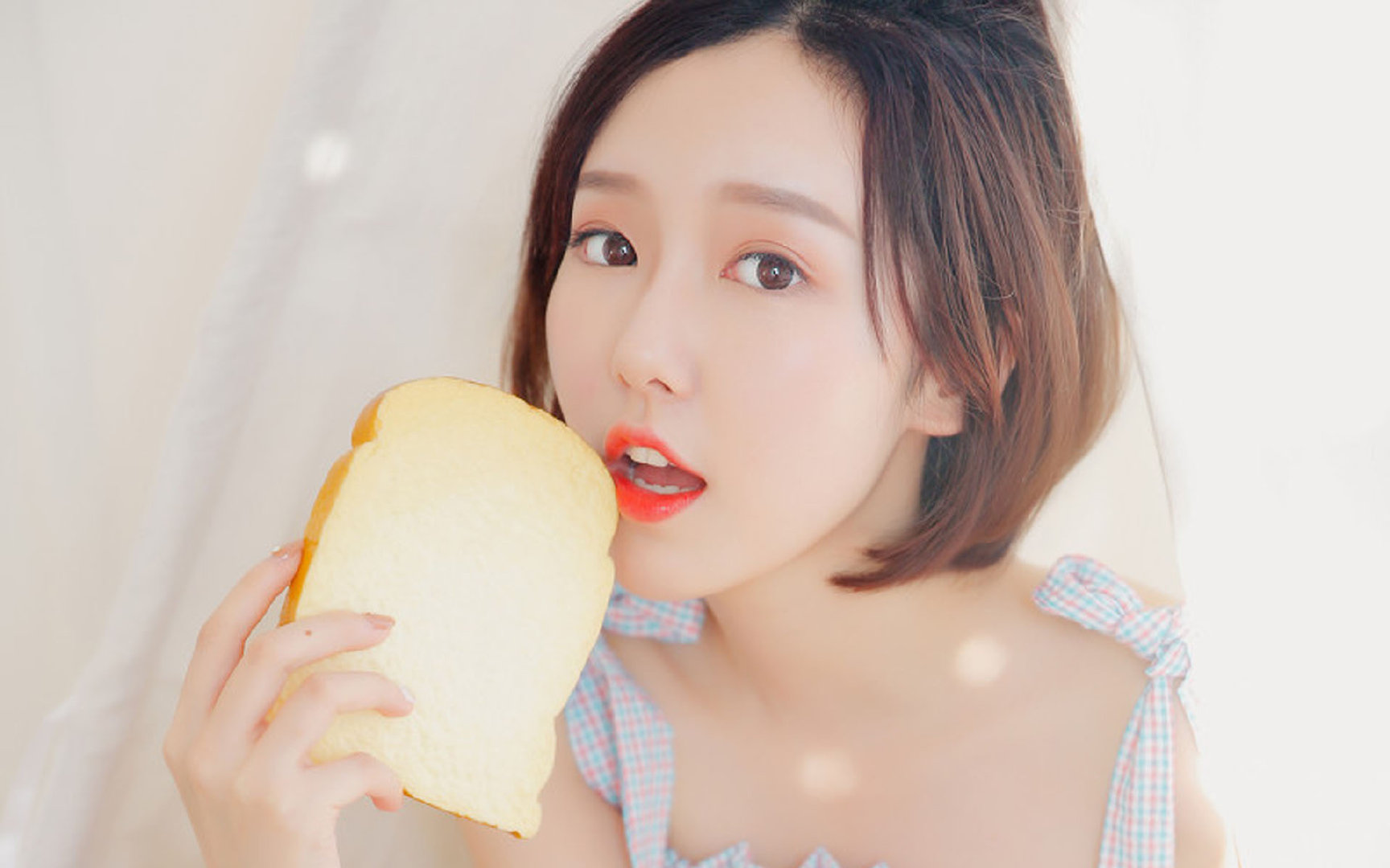 欧冠淘汰赛之夜，文班亚马的关键节点连续得分，铸就传奇逆转